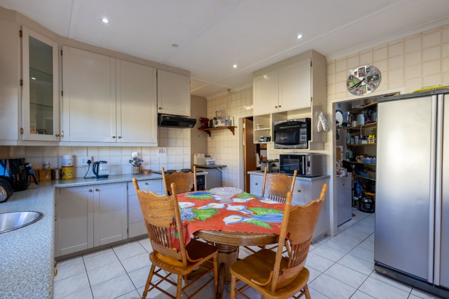 4 Bedroom Property for Sale in Lower Robberg Western Cape
